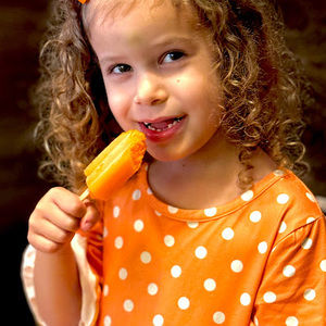 Meet your Posher, Leslie